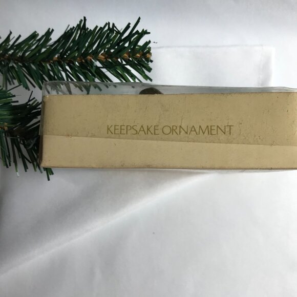 Vintage 1981 Hallmark Keepsake Ornament - Friendly Fiddler - Picture 8 of 10